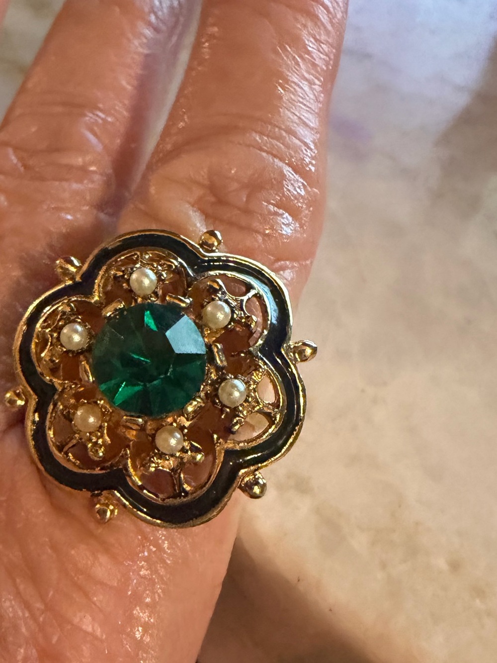 Vintage cocktail Ring green stone gold tone metal
